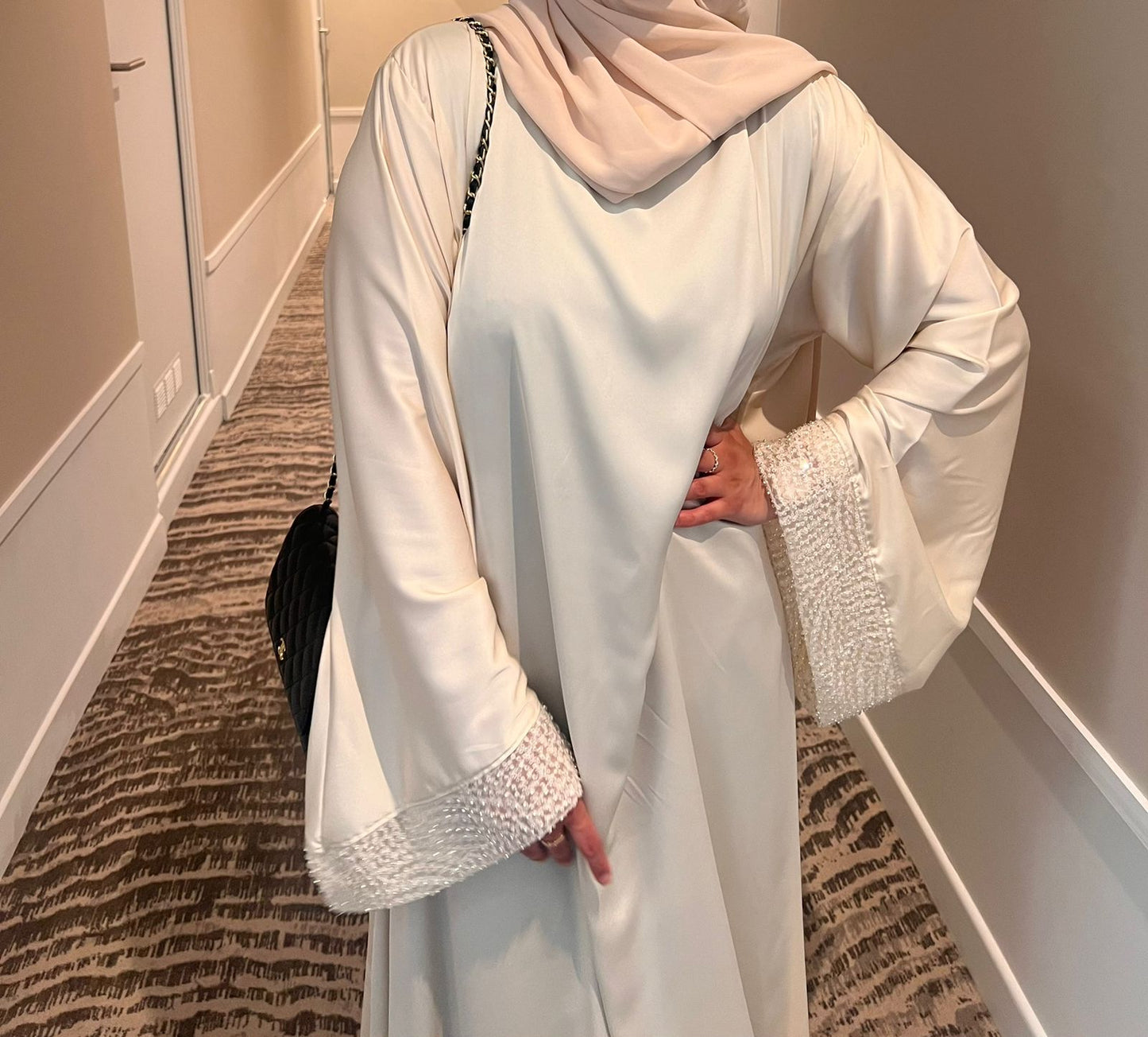 Abaya White - Manches perles